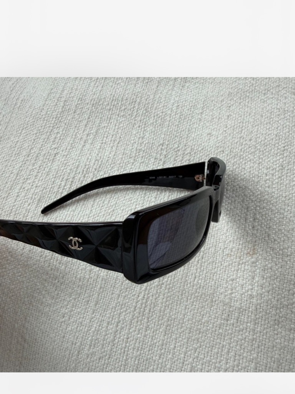 CHANEL - Picture 7 of 8